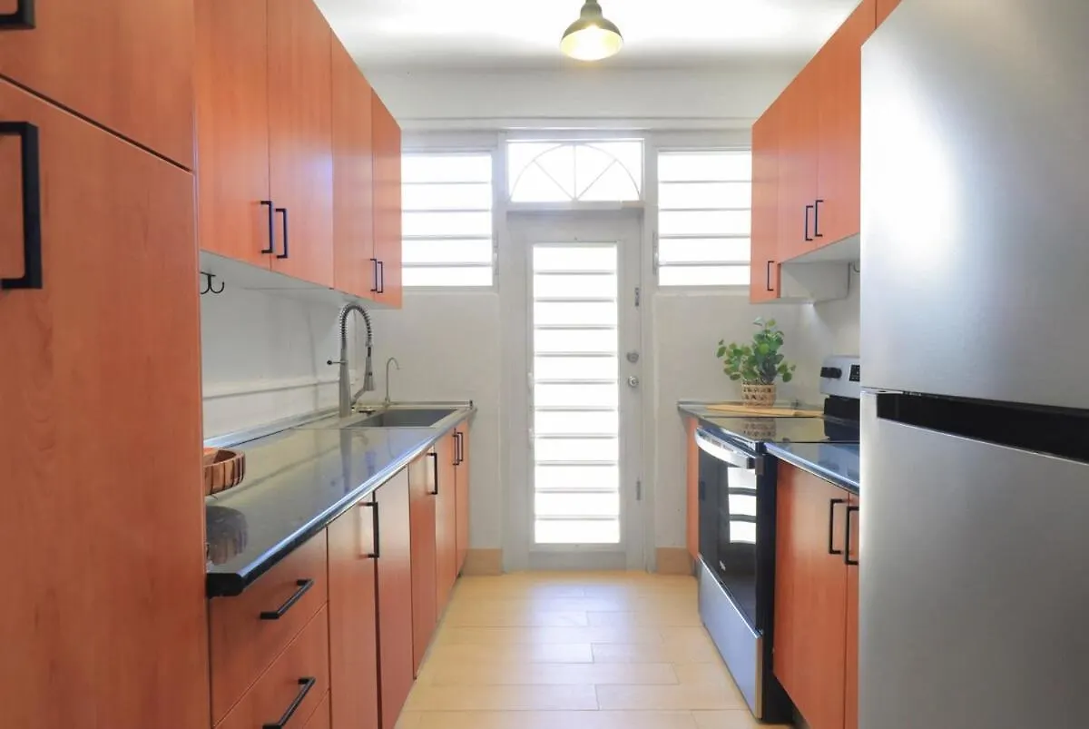 Casa Del Mar Beach Front Oasis Apartment San Juan