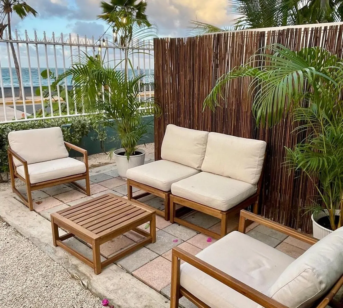 Casa Del Mar Beach Front Oasis Apartment San Juan