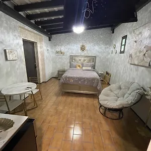 The & Vintage At Casa Of Essence In Heart Of Old Apartamento